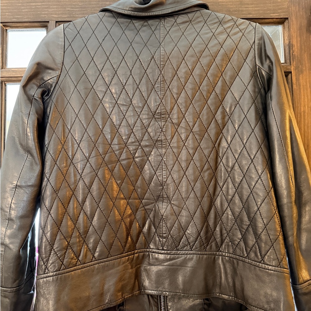 Danier Quilted Dark Leather Jacket - Picture 7 of 11